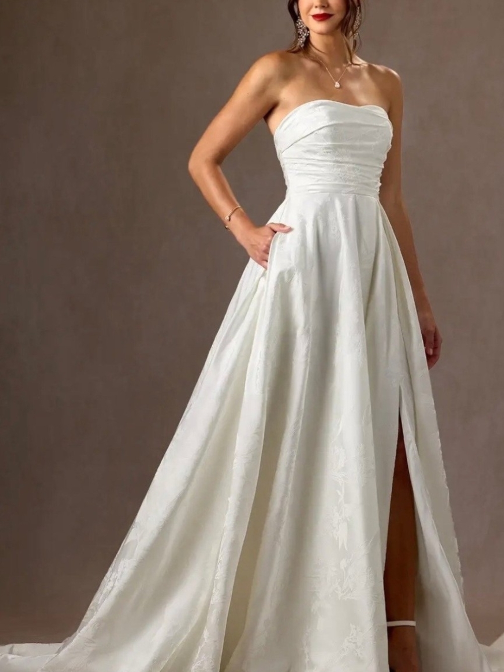 Azazie Dahlia Strapless White A-Line Bridal Gown with Side Slit Size 8 Nwt